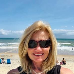 Meet your Posher, Rose